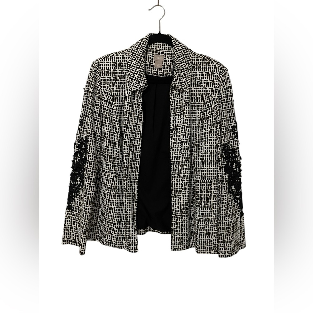 Vintage Chico’s Black & White Embroidered Textured Jacket